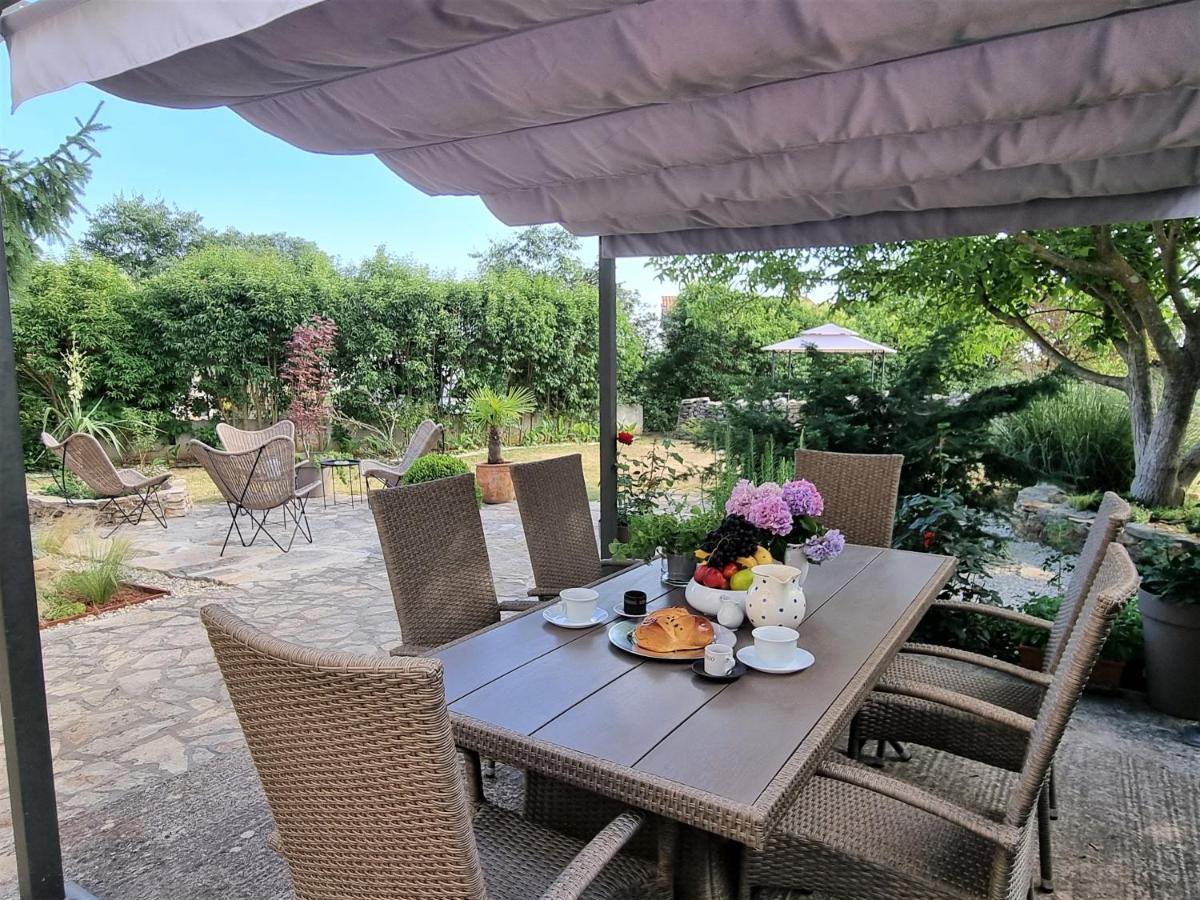 Stonehouse Ana With Jacuzzi Rovinj-Krmed Exterior foto