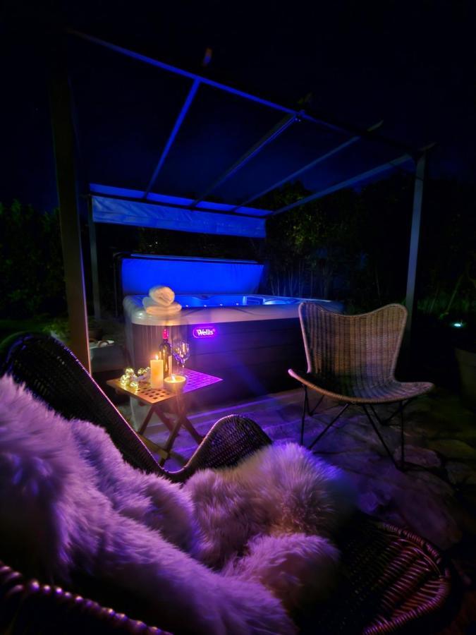 Stonehouse Ana With Jacuzzi Rovinj-Krmed Exterior foto